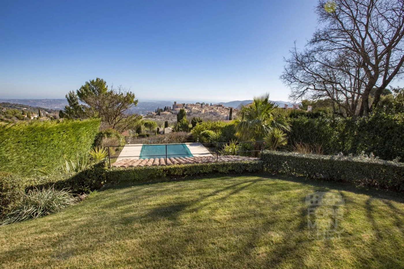 Sophisticated architecture and great views