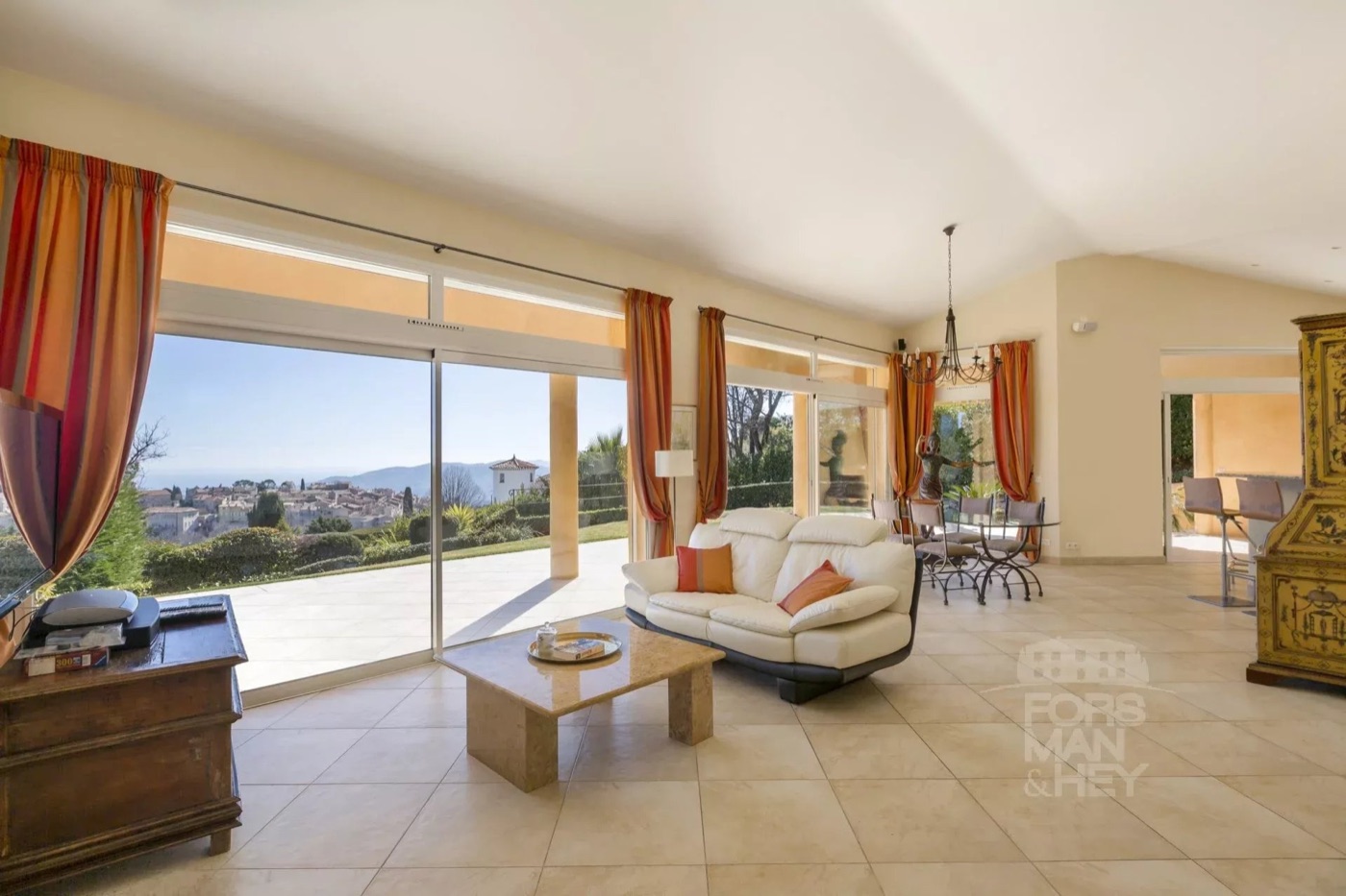 Sophisticated architecture and great views